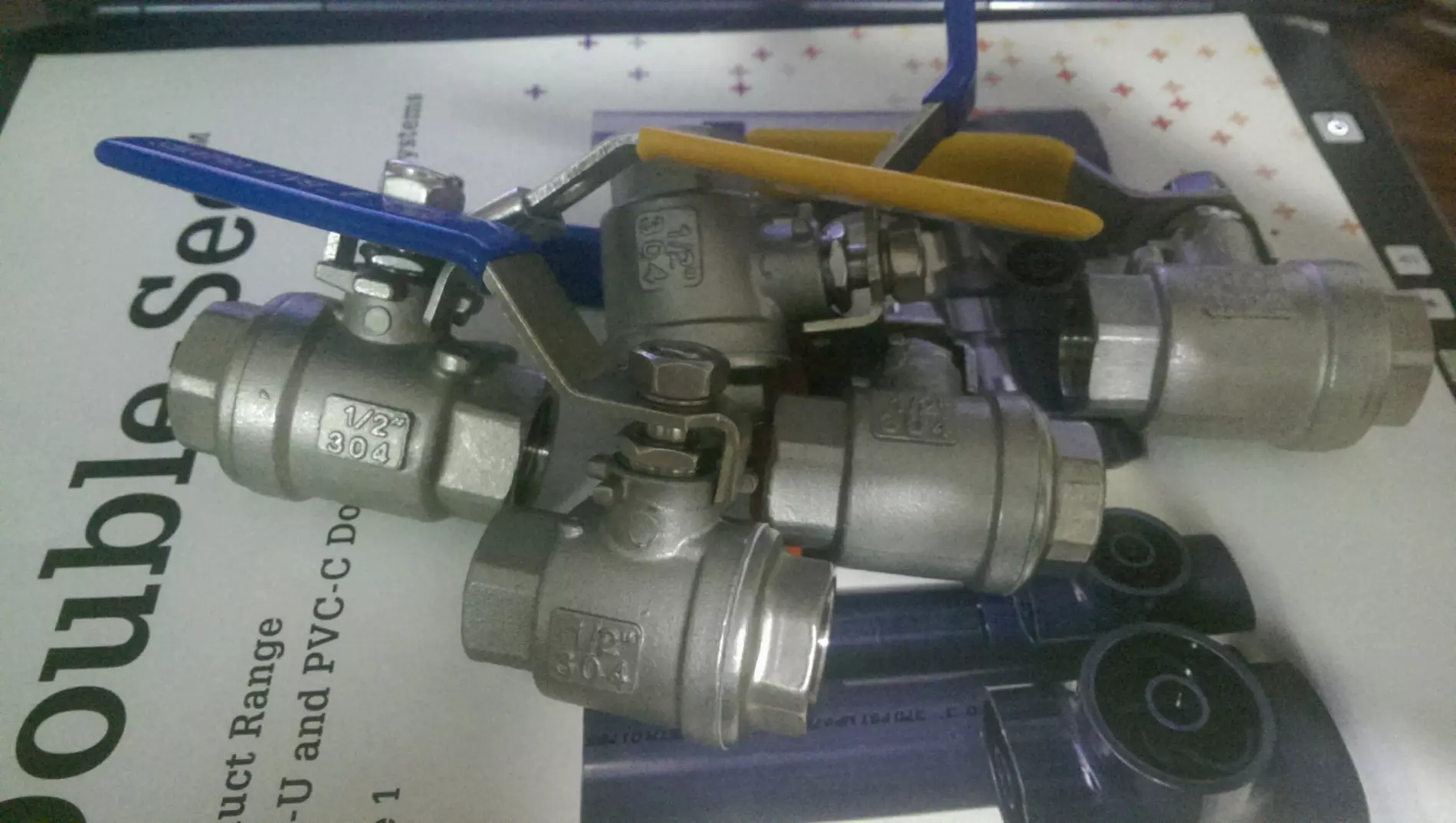 van bi inox 304 đài loan
